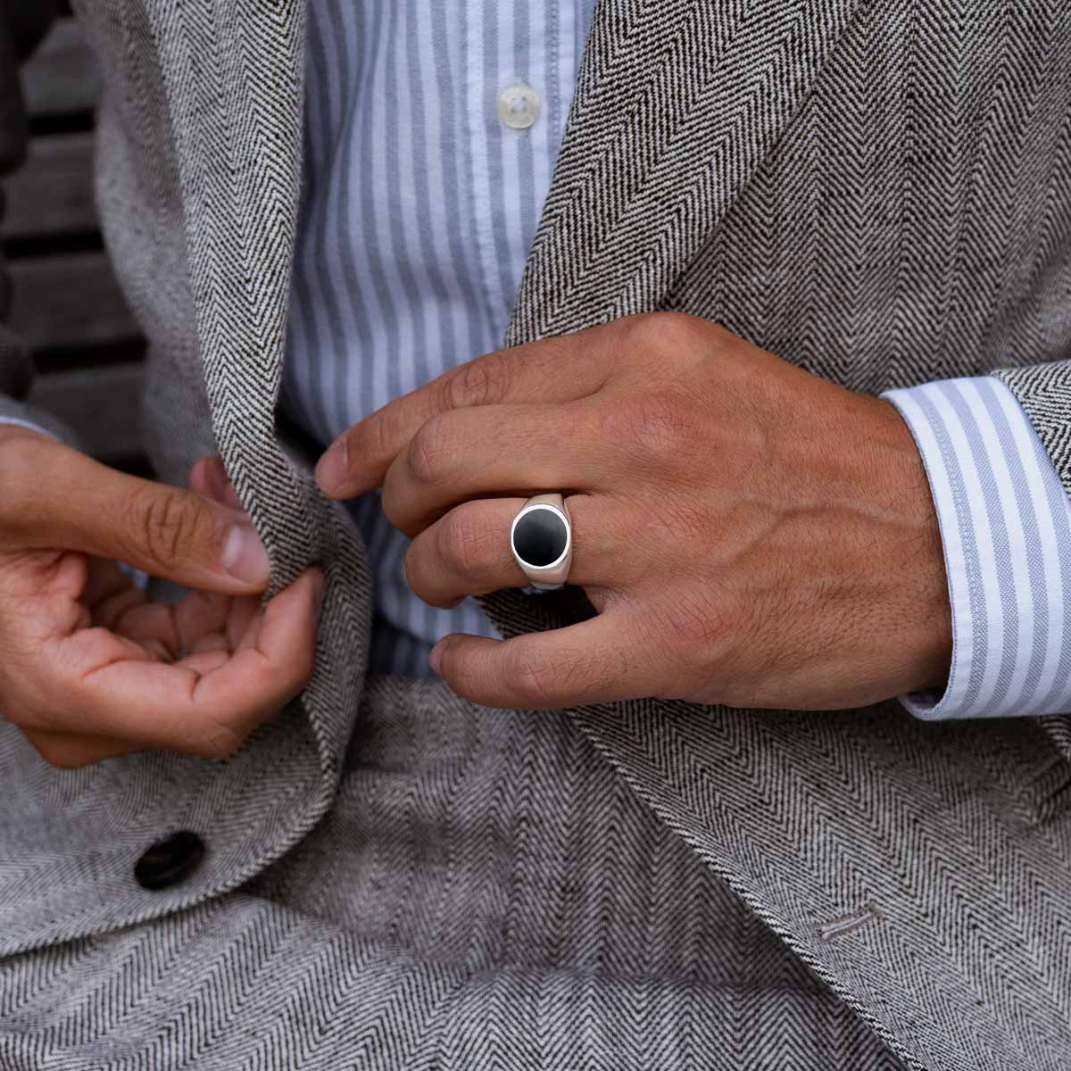 Adil – Black Onyx Signet Ring 13mm - Image 10