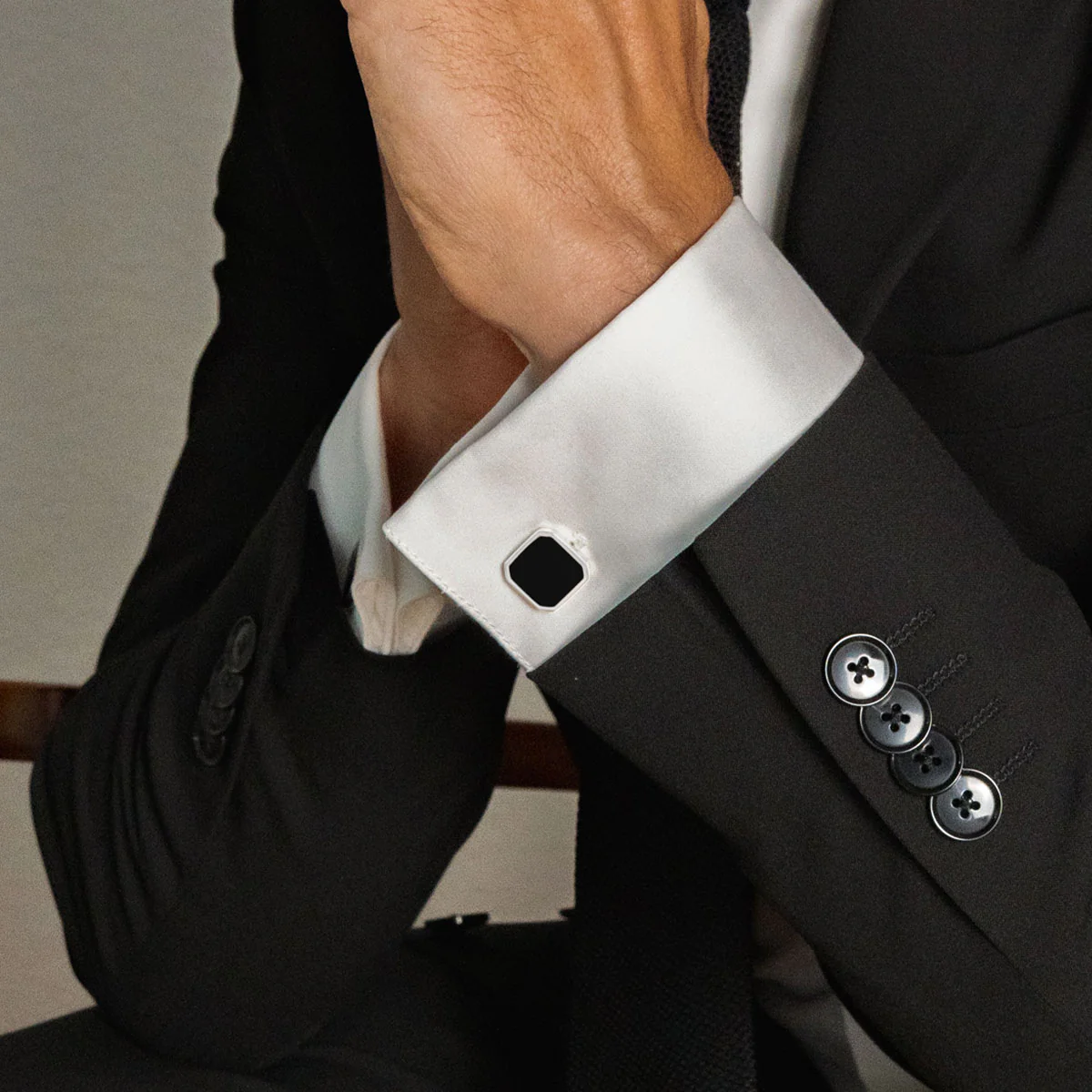 Nael – Black Onyx Silver Cufflinks 12mm - Image 4