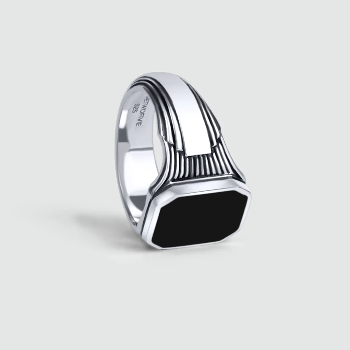 Buraq - Black Onyx Signet Ring 17mm - Image 3