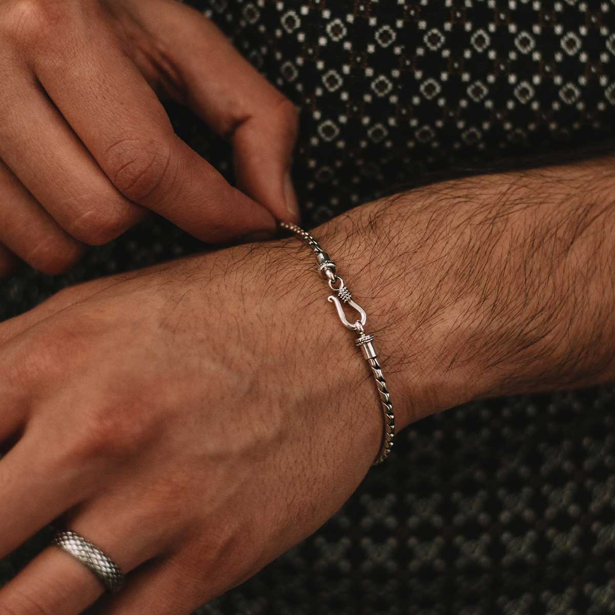 Emir -Sterling Silver Minimalist Bracelet 2.5mm - Image 10