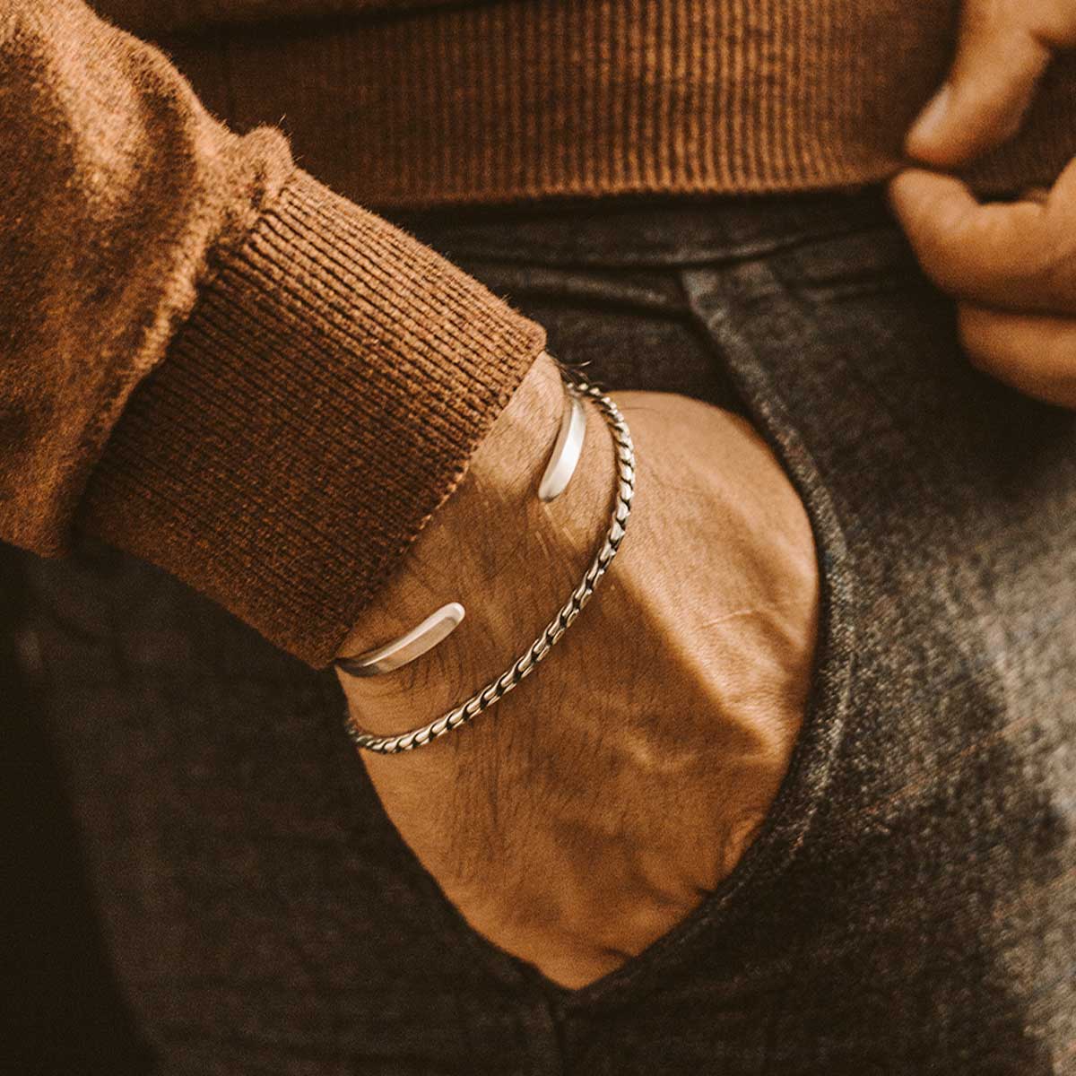 Emir -Sterling Silver Minimalist Bracelet 2.5mm - Image 4