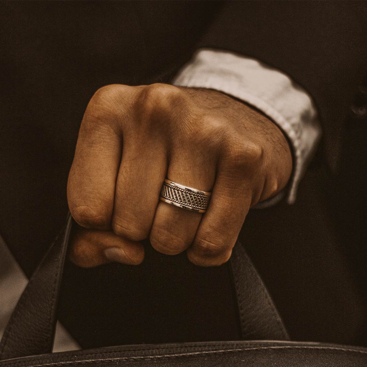 Kaliq Oxidised Pendant and Ring - set - Image 8