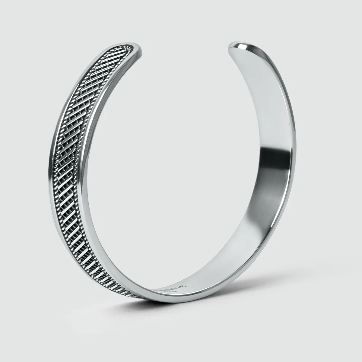 Kaliq Oxidised Pendant and Bangle - set - Image 2