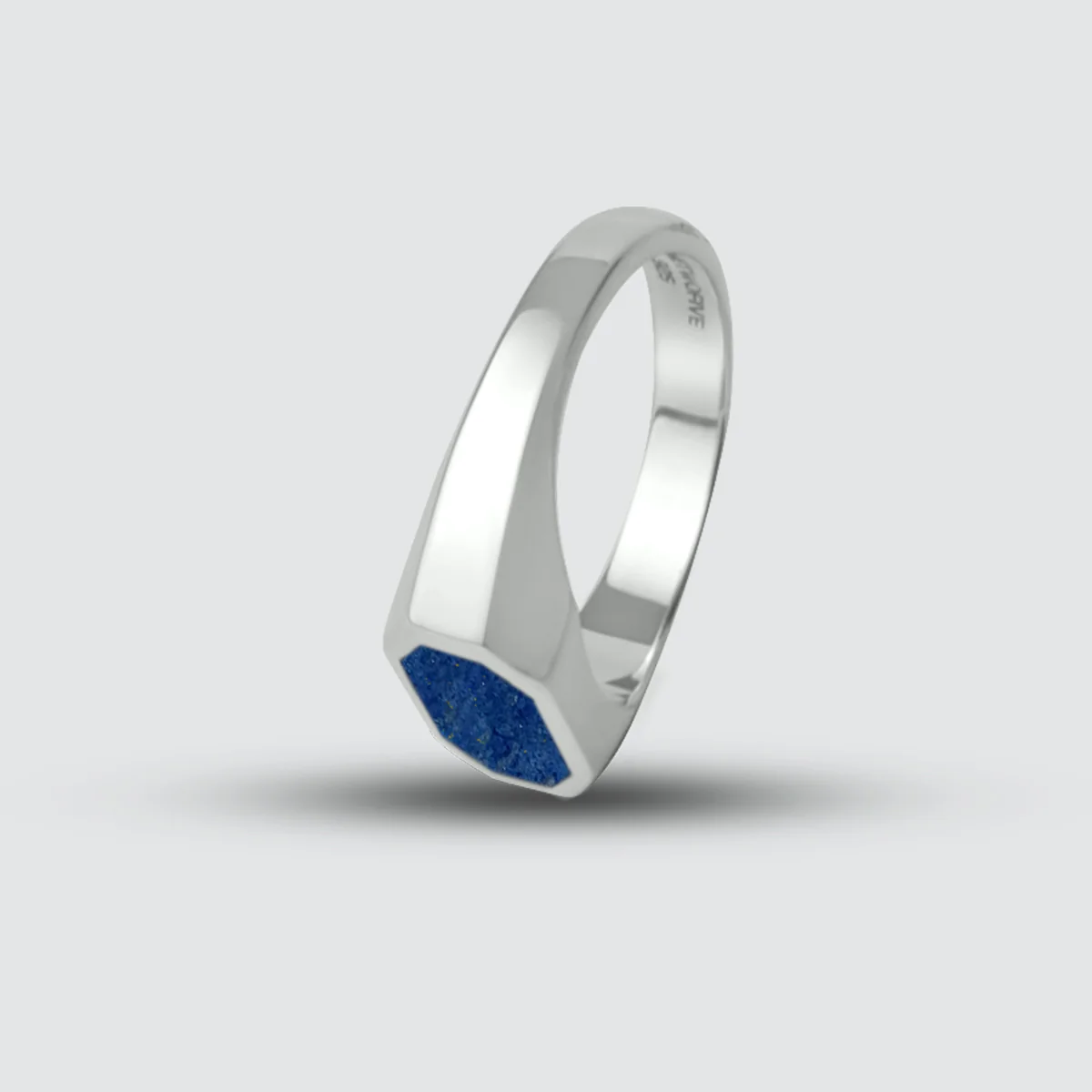 Rafiq - Elegant Lapis Lazuli Signet Ring 7mm - Image 8