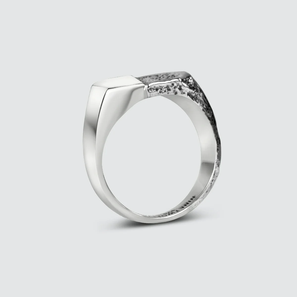 Tawasul - Split Silver Signet Ring 13mm - Image 11