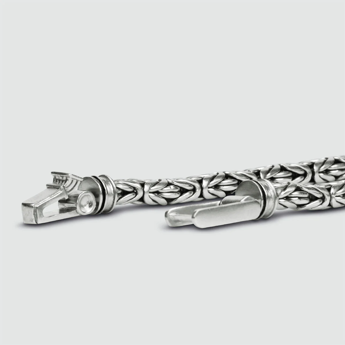 Turath - Sterling Silver Byzantine Kings Bracelet 5mm - Image 3