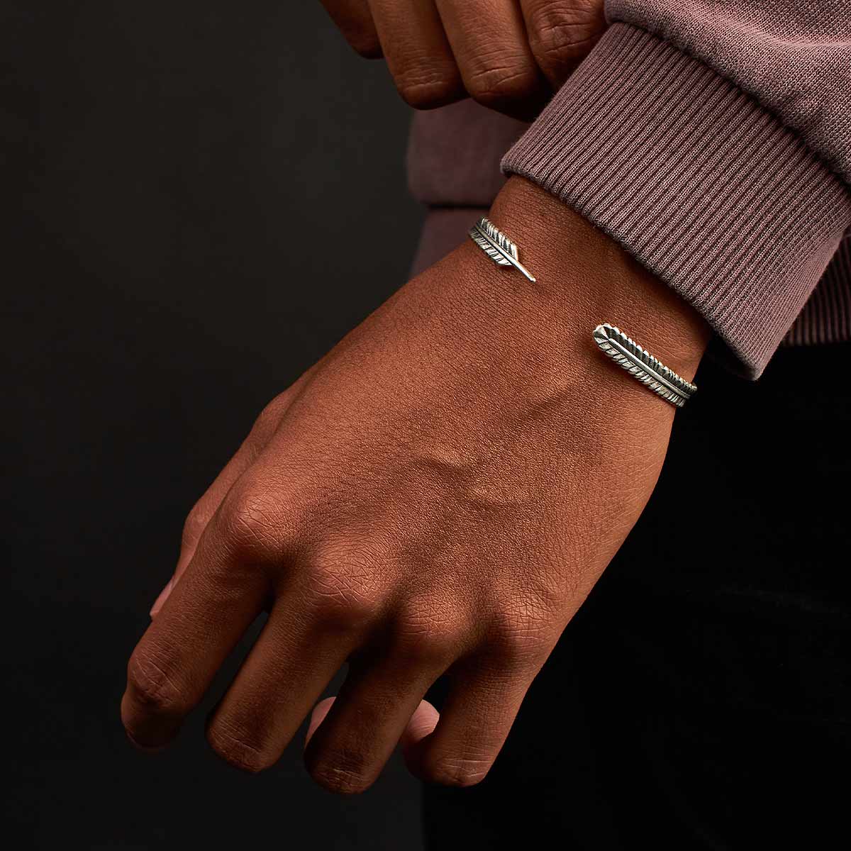 Zahir - Thin Sterling Silver Feather Bangle 6mm - Image 11